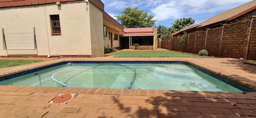 3 Bedroom Property for Sale in Sinoville Gauteng