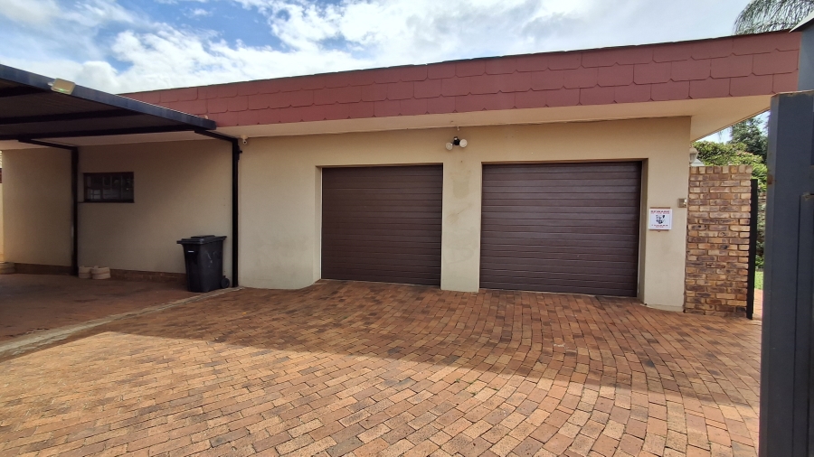 3 Bedroom Property for Sale in Sinoville Gauteng