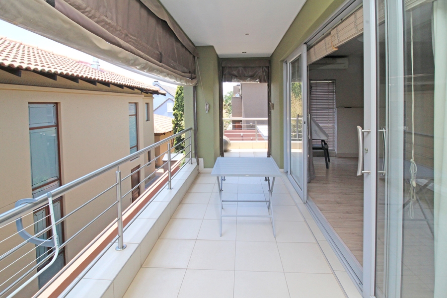 4 Bedroom Property for Sale in Greenstone Hill Gauteng