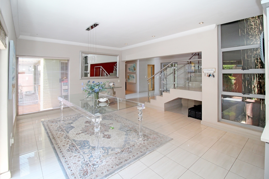 4 Bedroom Property for Sale in Greenstone Hill Gauteng