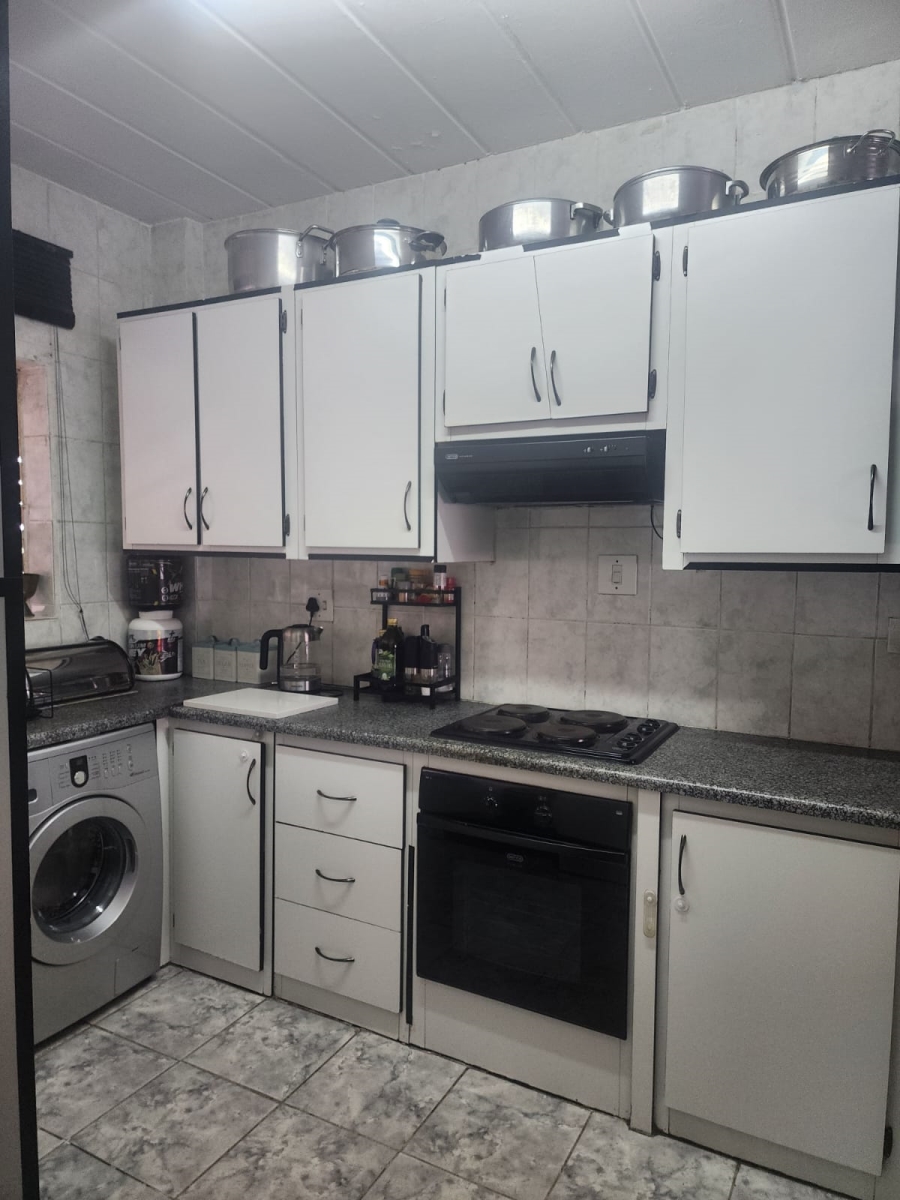 2 Bedroom Property for Sale in Croydon Gauteng