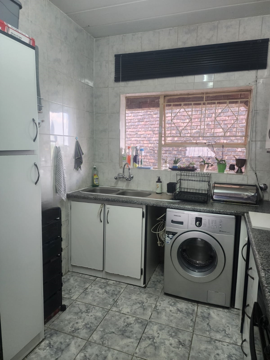 2 Bedroom Property for Sale in Croydon Gauteng