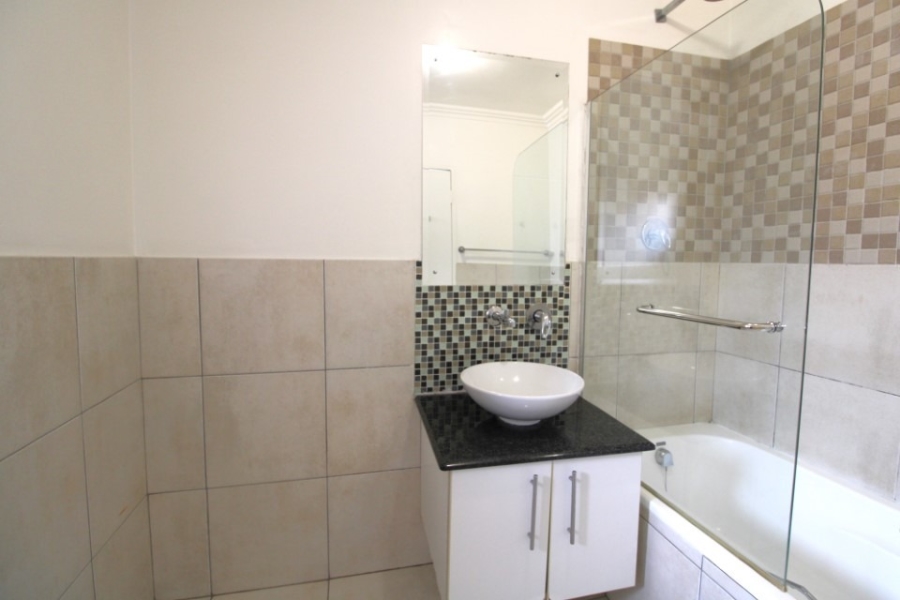 To Let 2 Bedroom Property for Rent in Rivonia Gauteng