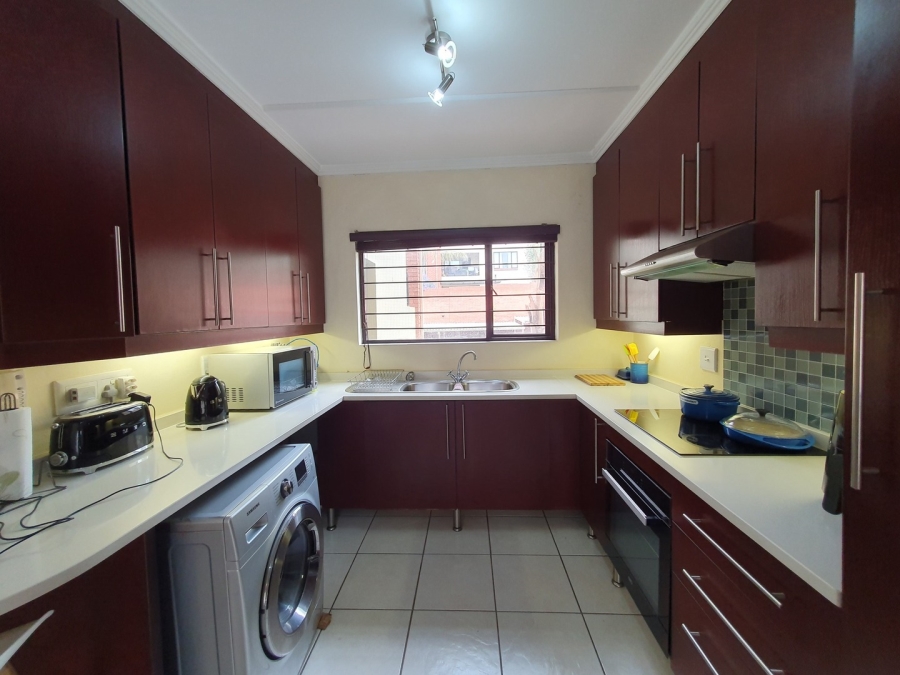 To Let 2 Bedroom Property for Rent in Sunninghill Gauteng