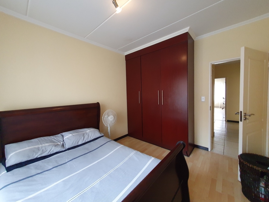 To Let 2 Bedroom Property for Rent in Sunninghill Gauteng