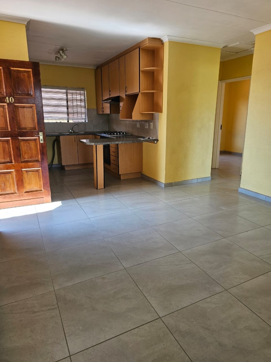 2 Bedroom Property for Sale in Edleen Gauteng