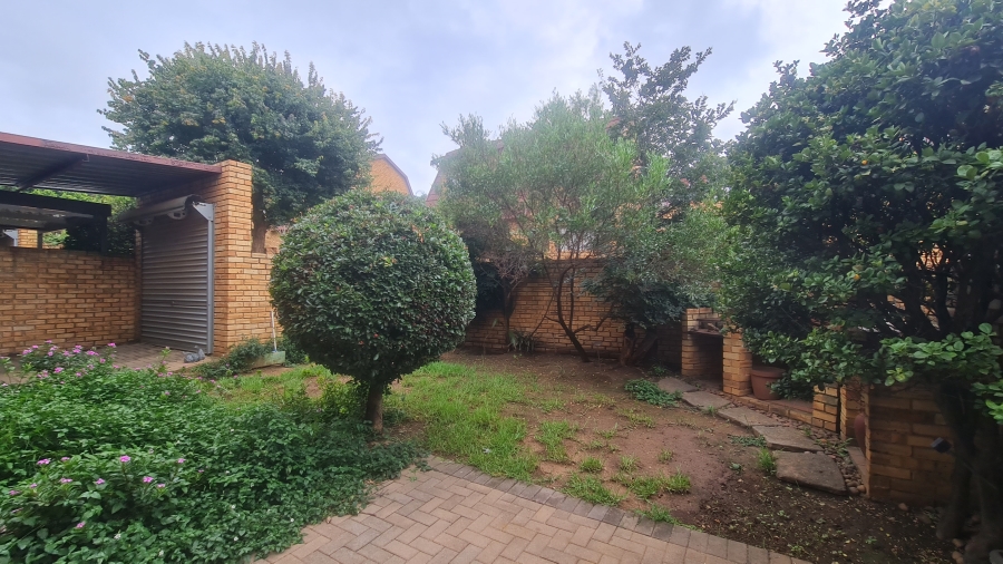 To Let 3 Bedroom Property for Rent in Boskruin Gauteng