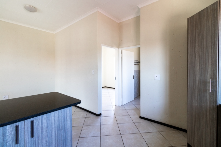 2 Bedroom Property for Sale in Goedeburg Gauteng