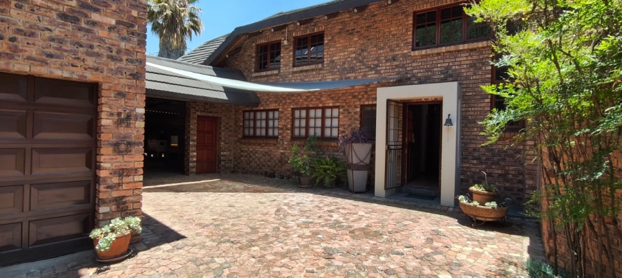 To Let 3 Bedroom Property for Rent in Three Rivers Proper Gauteng