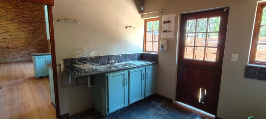 To Let 3 Bedroom Property for Rent in Three Rivers Proper Gauteng