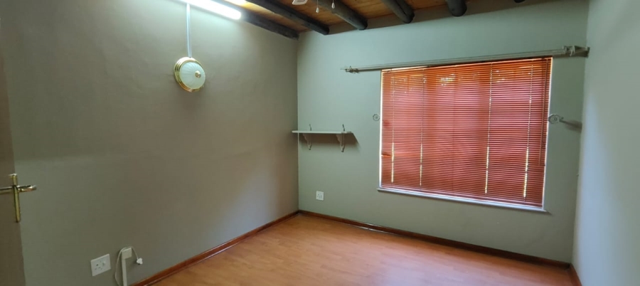 To Let 3 Bedroom Property for Rent in Three Rivers Proper Gauteng