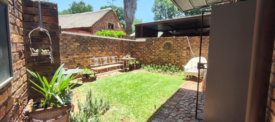 To Let 3 Bedroom Property for Rent in Three Rivers Proper Gauteng