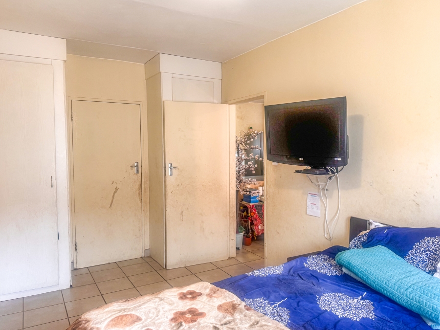 1 Bedroom Property for Sale in Newmark Estate Gauteng