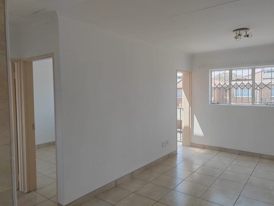 2 Bedroom Property for Sale in Dalpark Gauteng