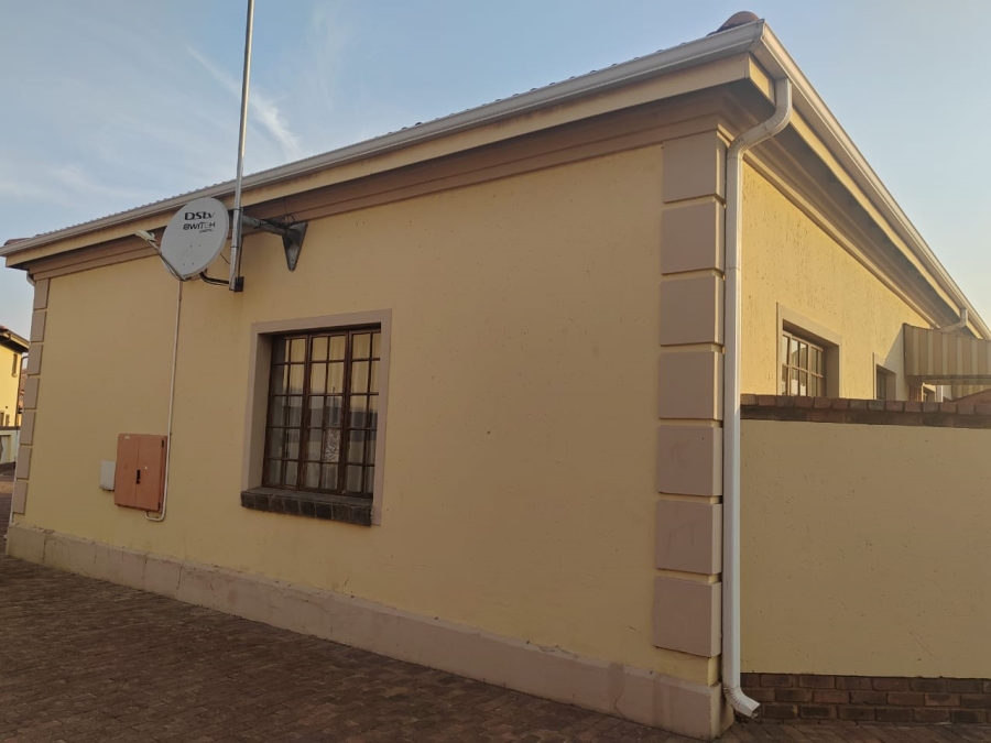 3 Bedroom Property for Sale in Comet Gauteng