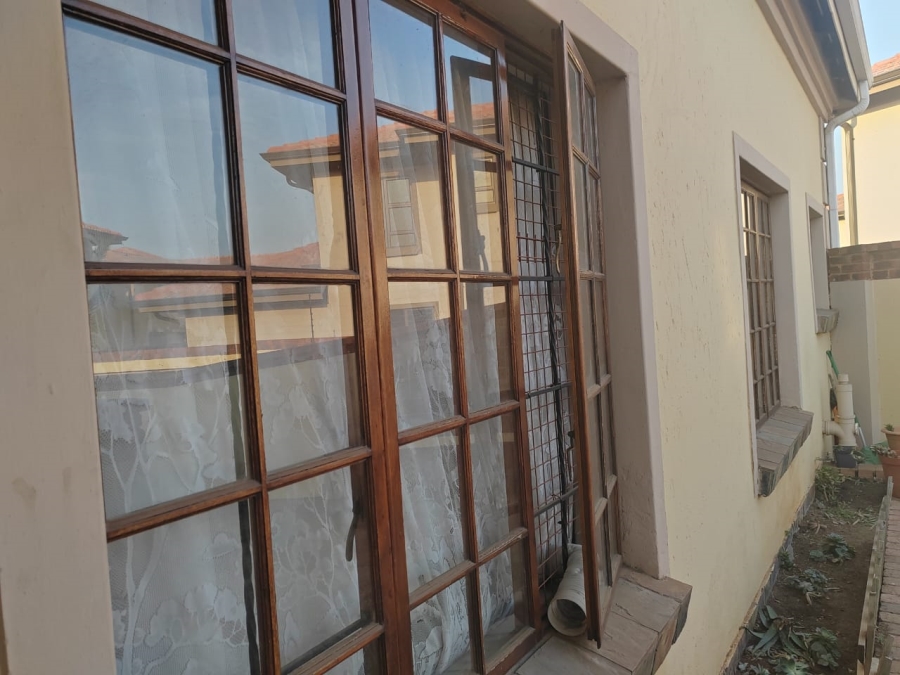 3 Bedroom Property for Sale in Comet Gauteng