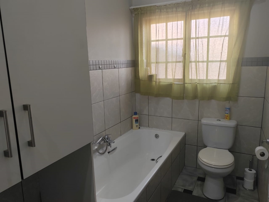 3 Bedroom Property for Sale in Comet Gauteng