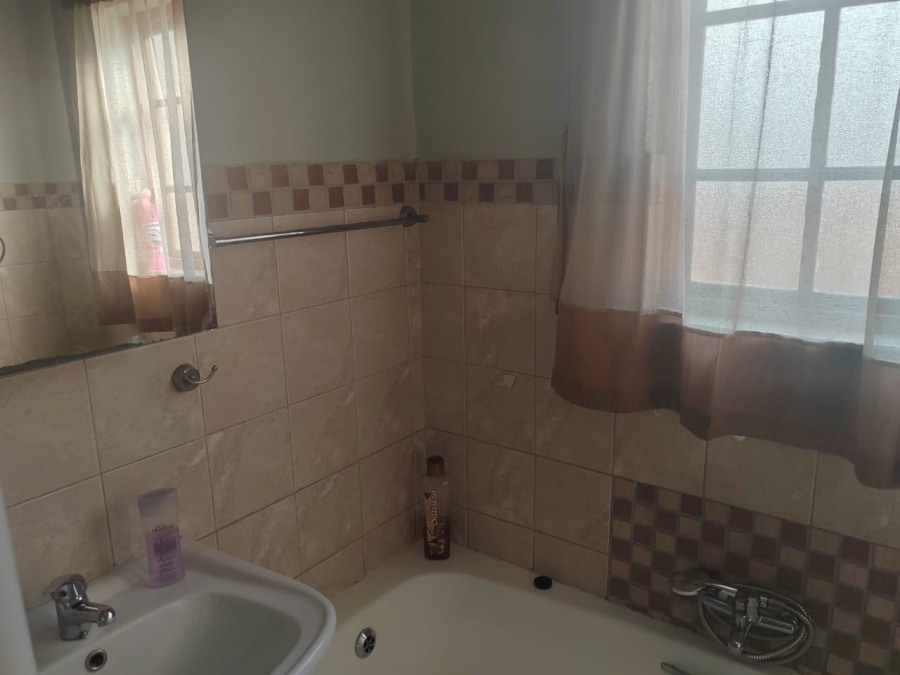 3 Bedroom Property for Sale in Comet Gauteng