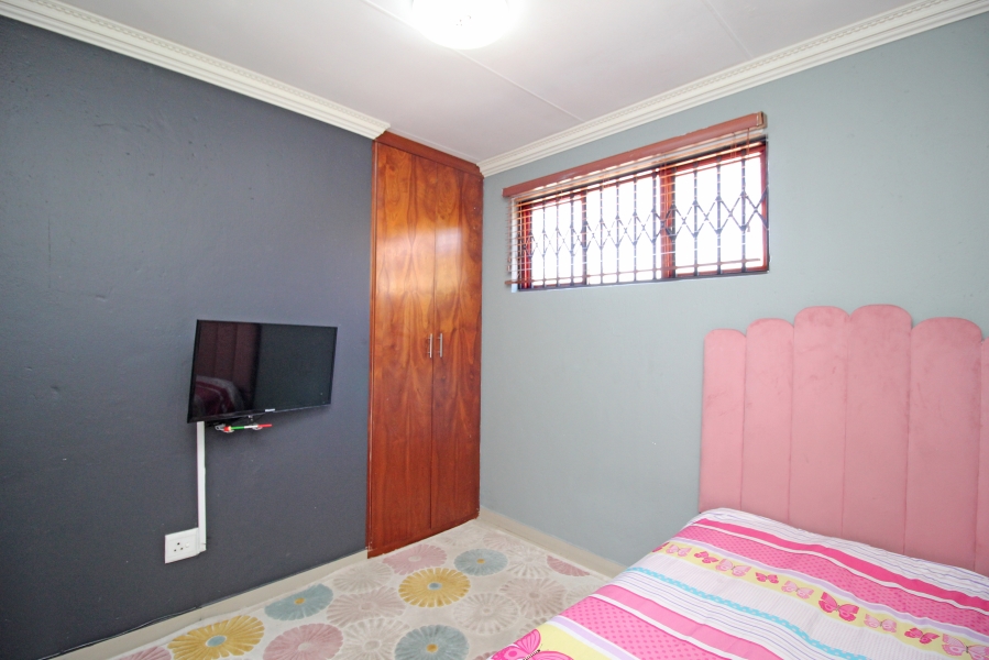 3 Bedroom Property for Sale in Noordwyk Gauteng