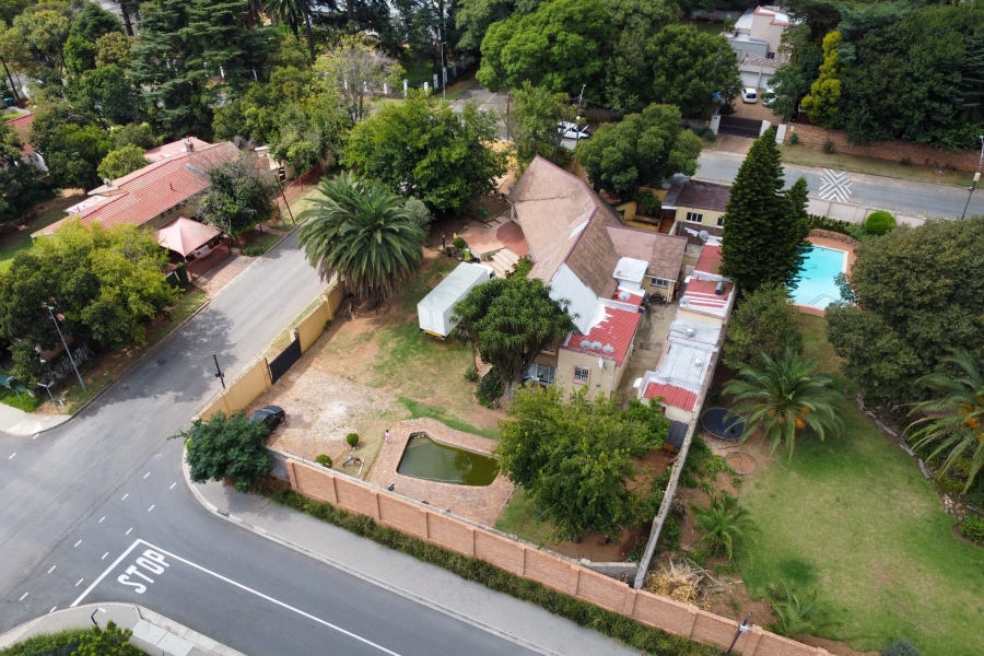 6 Bedroom Property for Sale in Bramley Gauteng