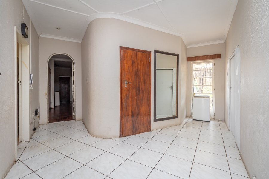 6 Bedroom Property for Sale in Bramley Gauteng