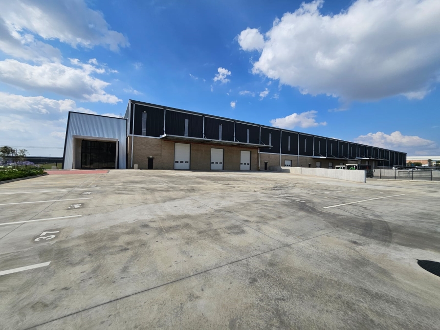 To Let commercial Property for Rent in Samrand Business Park Gauteng