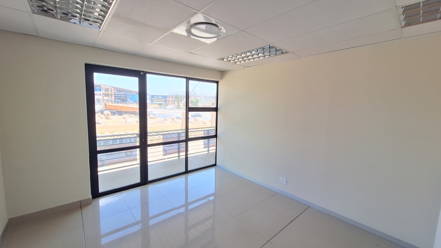 To Let commercial Property for Rent in North Riding Gauteng