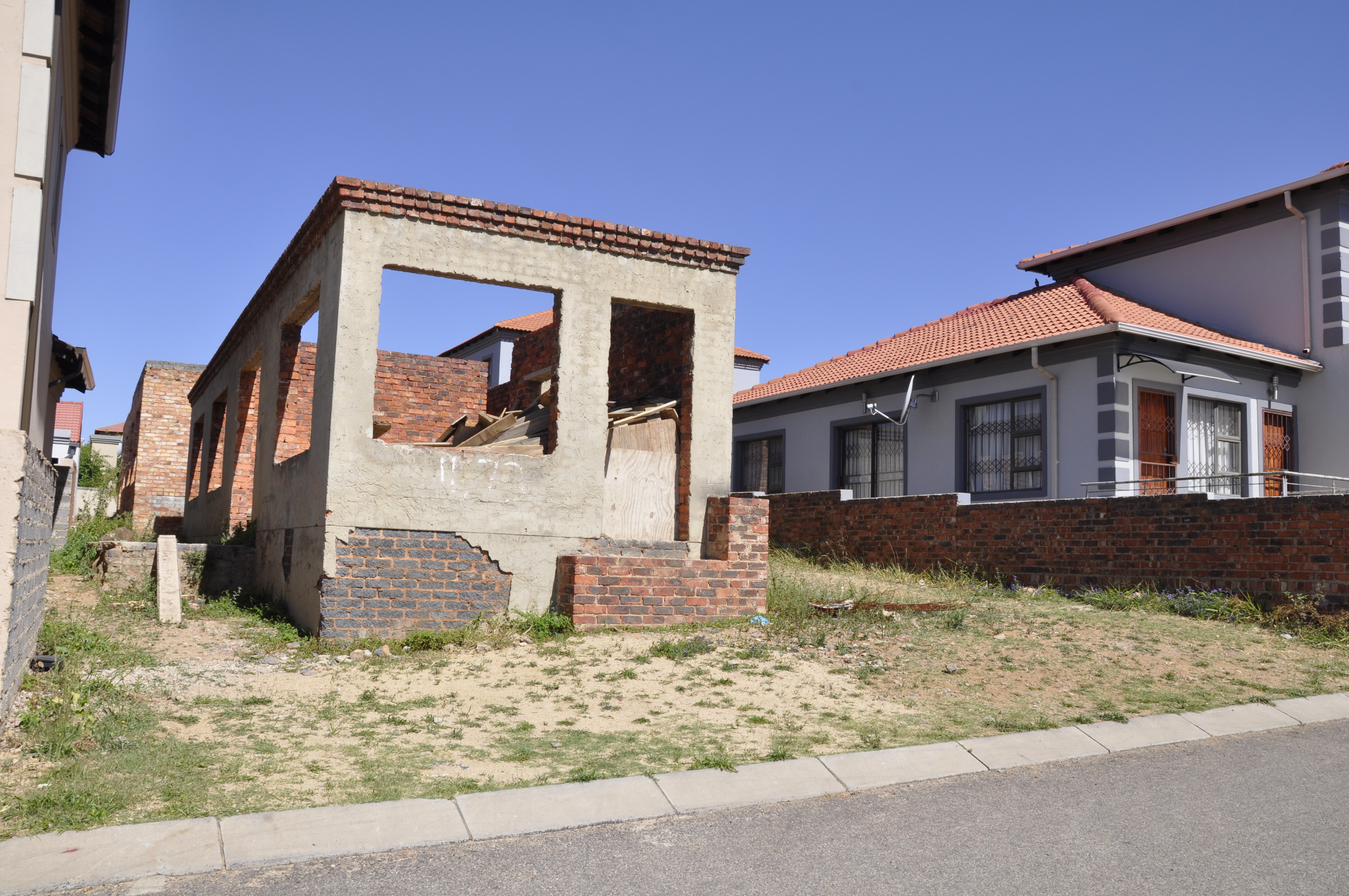 3 Bedroom Property for Sale in Noordwyk Gauteng