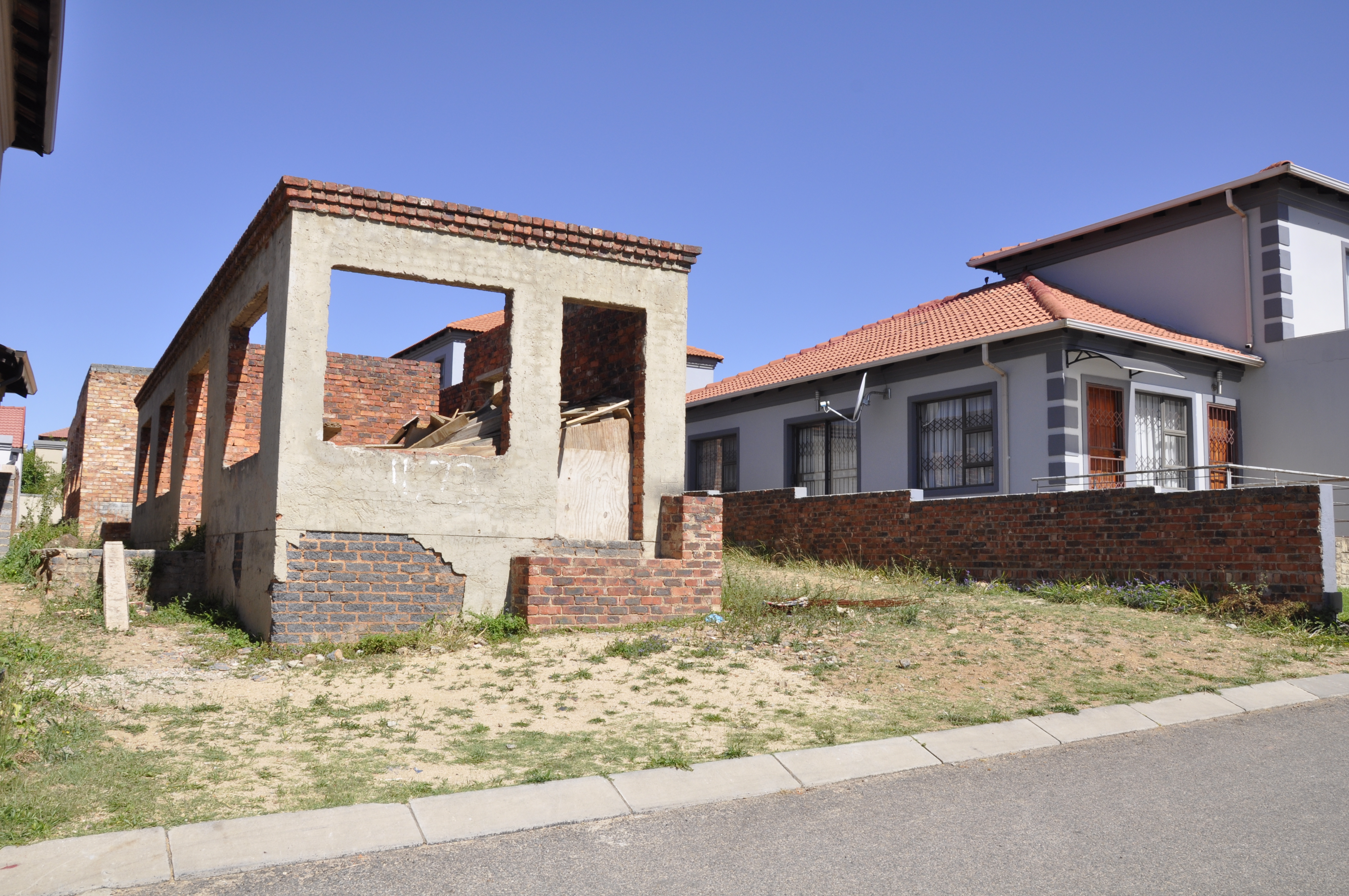 3 Bedroom Property for Sale in Noordwyk Gauteng