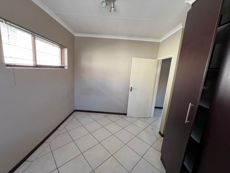 To Let 2 Bedroom Property for Rent in Meyersdal Gauteng