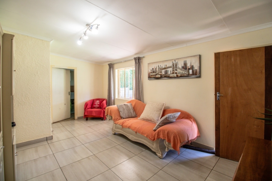 To Let 3 Bedroom Property for Rent in Pomona Gauteng