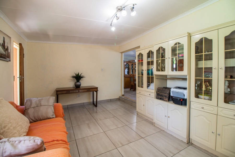 To Let 3 Bedroom Property for Rent in Pomona Gauteng