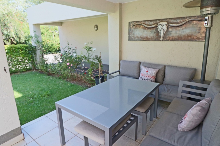 To Let 2 Bedroom Property for Rent in Bryanston Gauteng