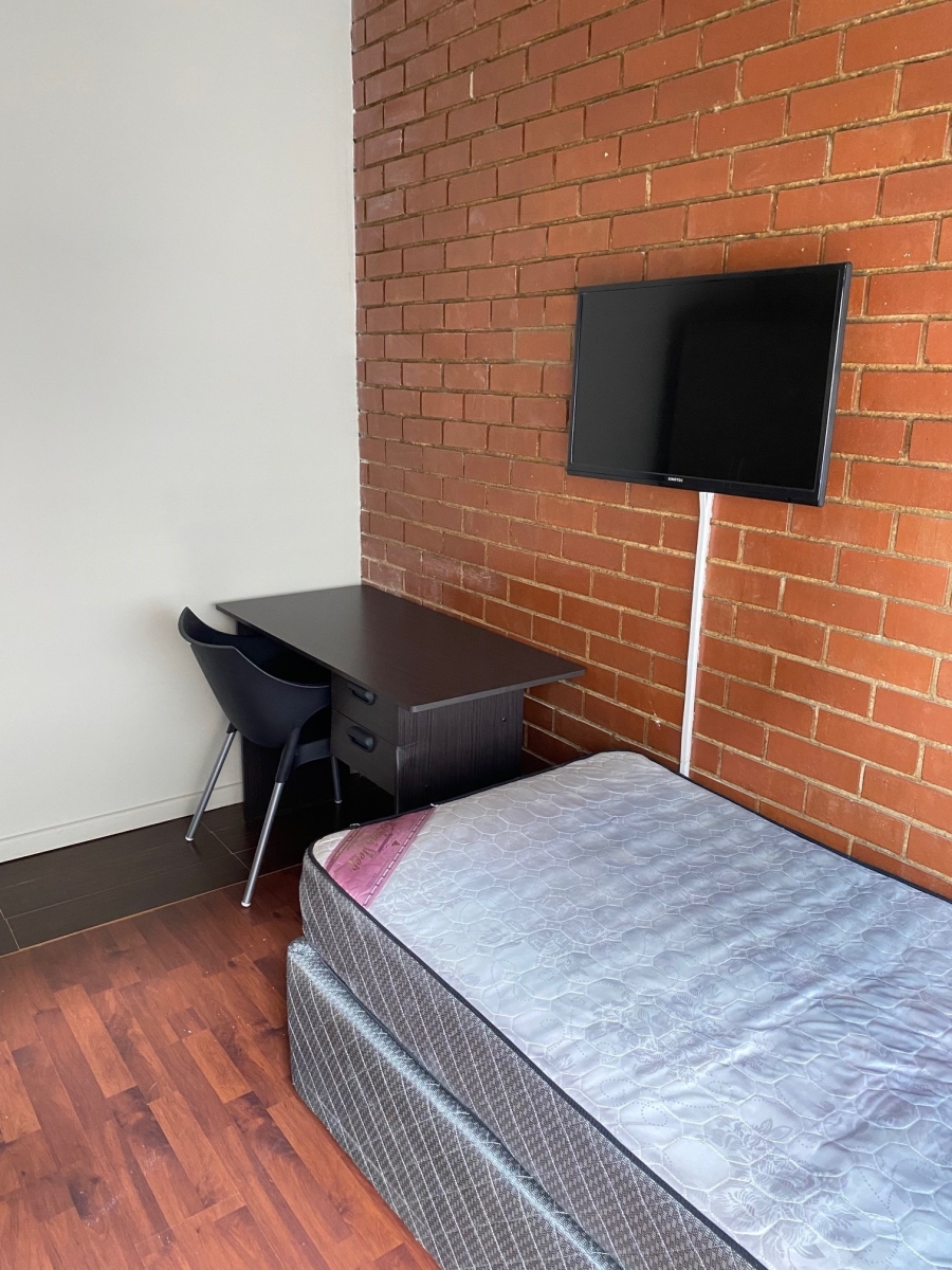 To Let 2 Bedroom Property for Rent in Braamfontein Gauteng