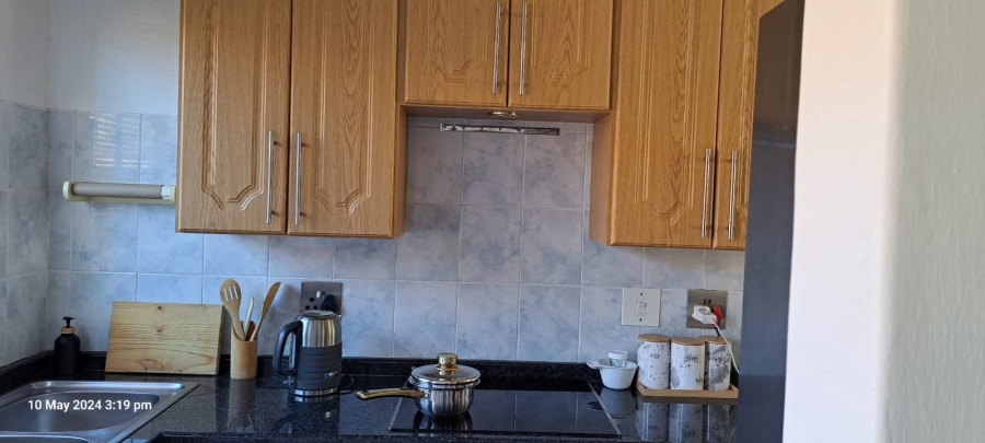 To Let 2 Bedroom Property for Rent in Sinoville Gauteng