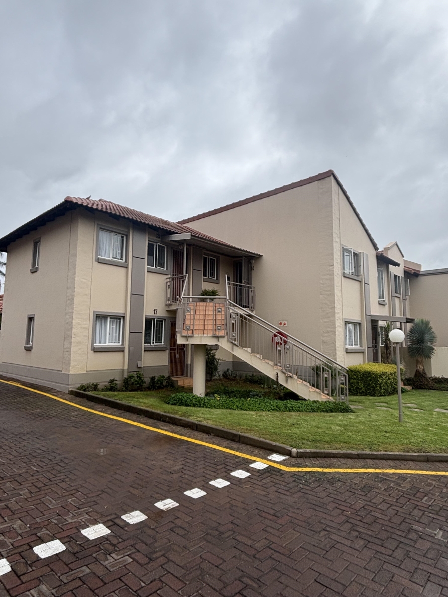 2 Bedroom Property for Sale in Moreleta Park Gauteng