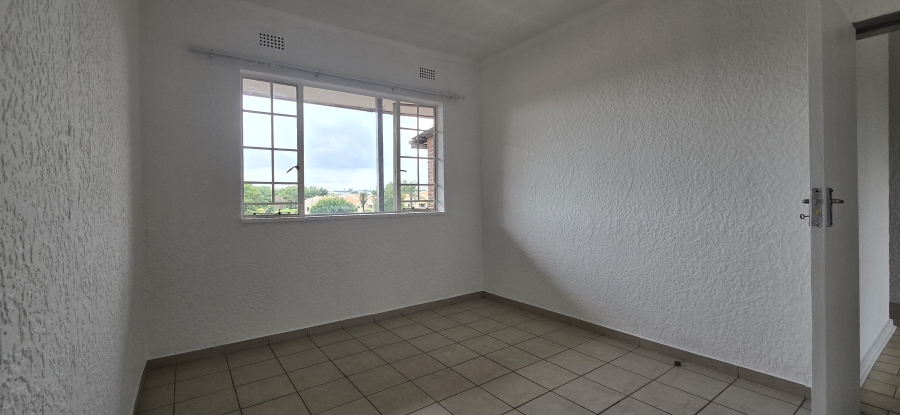 To Let 2 Bedroom Property for Rent in Hurlyvale Gauteng