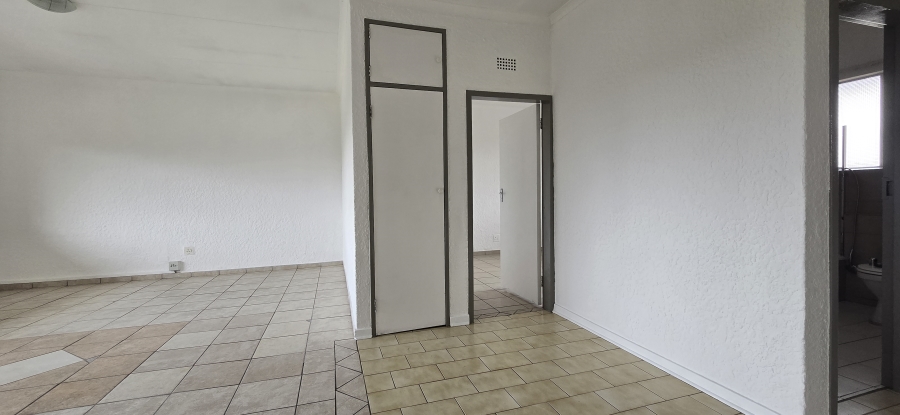 To Let 2 Bedroom Property for Rent in Hurlyvale Gauteng