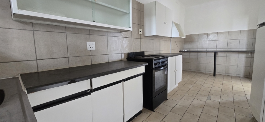 To Let 2 Bedroom Property for Rent in Hurlyvale Gauteng