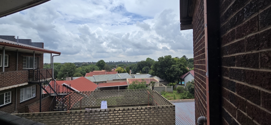 To Let 2 Bedroom Property for Rent in Hurlyvale Gauteng