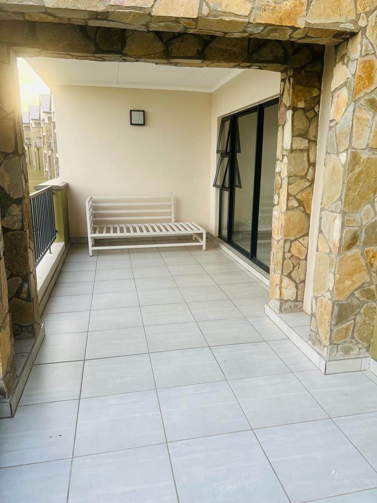 To Let 2 Bedroom Property for Rent in Waterfall Country Estate Gauteng