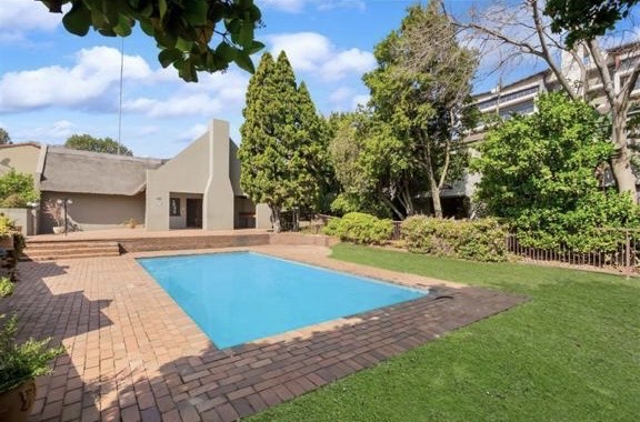 To Let 2 Bedroom Property for Rent in Sunninghill Gauteng