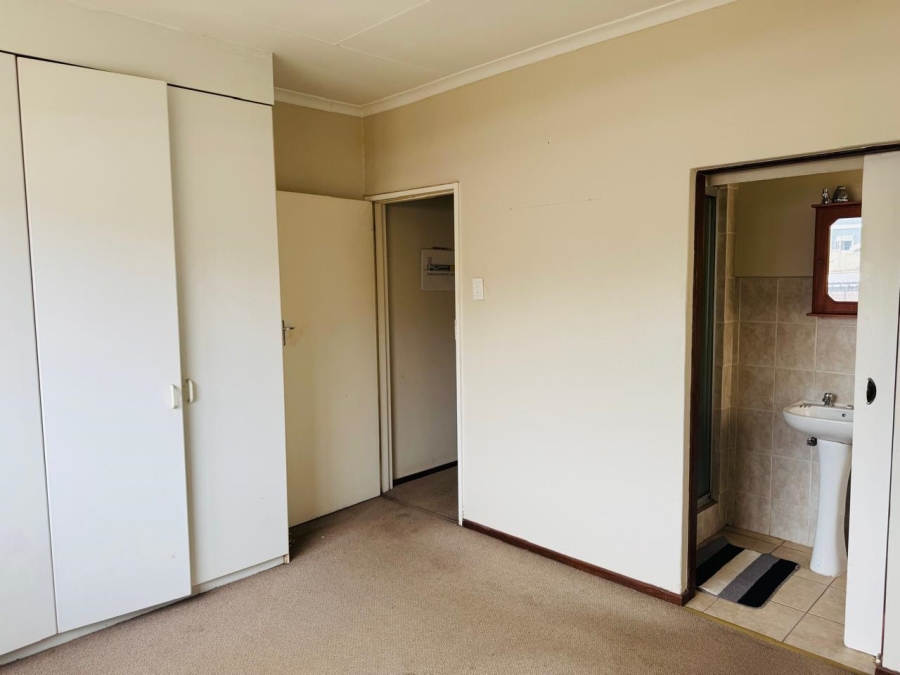 2 Bedroom Property for Sale in Carlswald Gauteng