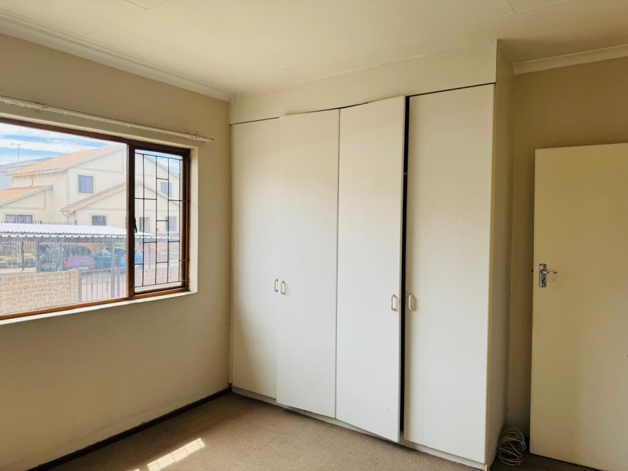 2 Bedroom Property for Sale in Carlswald Gauteng