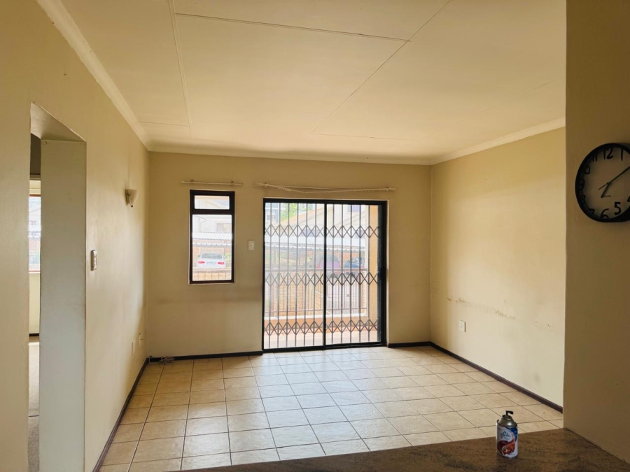 2 Bedroom Property for Sale in Carlswald Gauteng