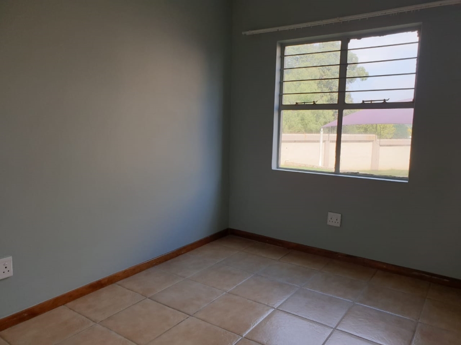 To Let 2 Bedroom Property for Rent in Sundowner Gauteng