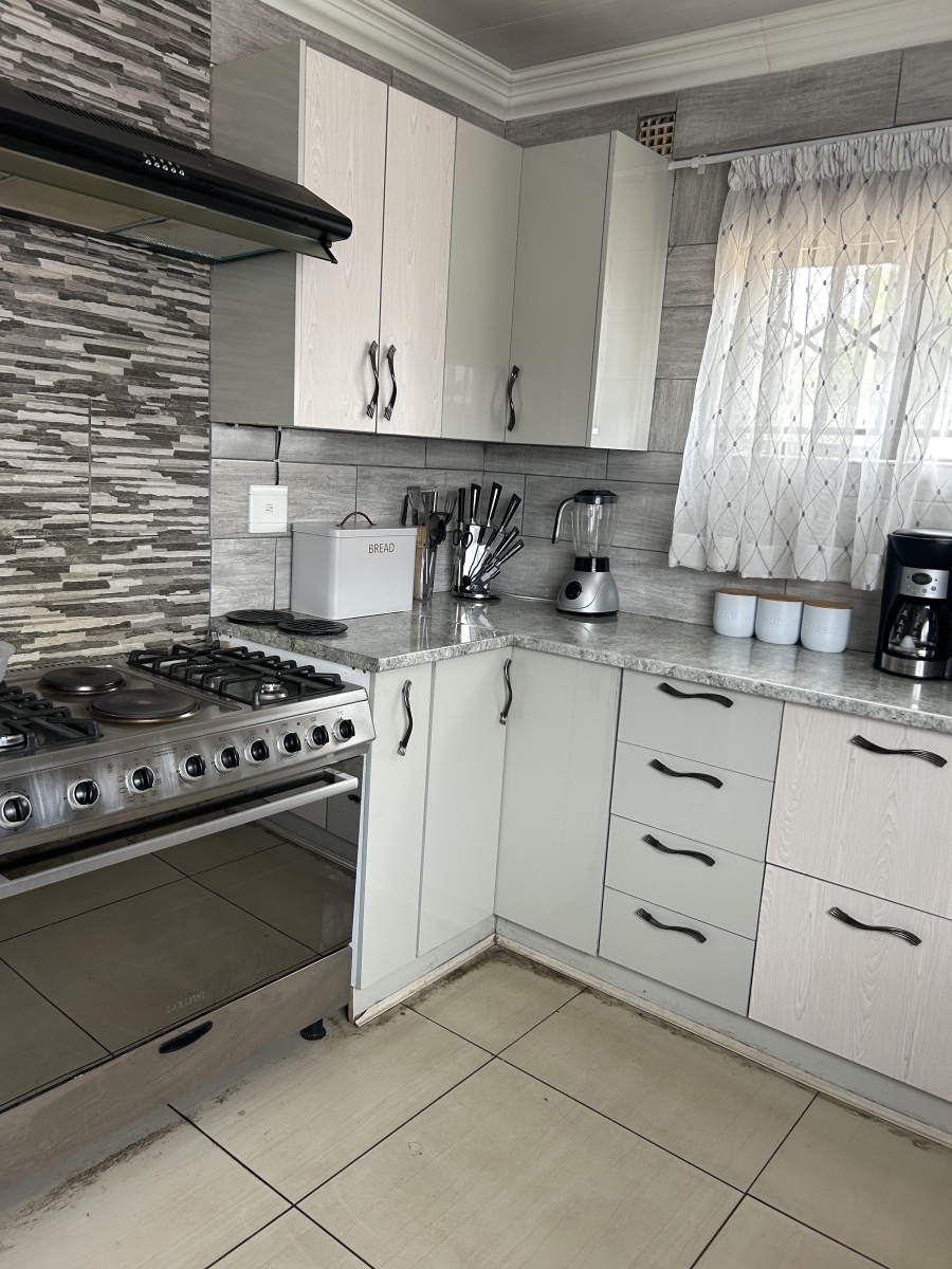 3 Bedroom Property for Sale in Mindalore Gauteng