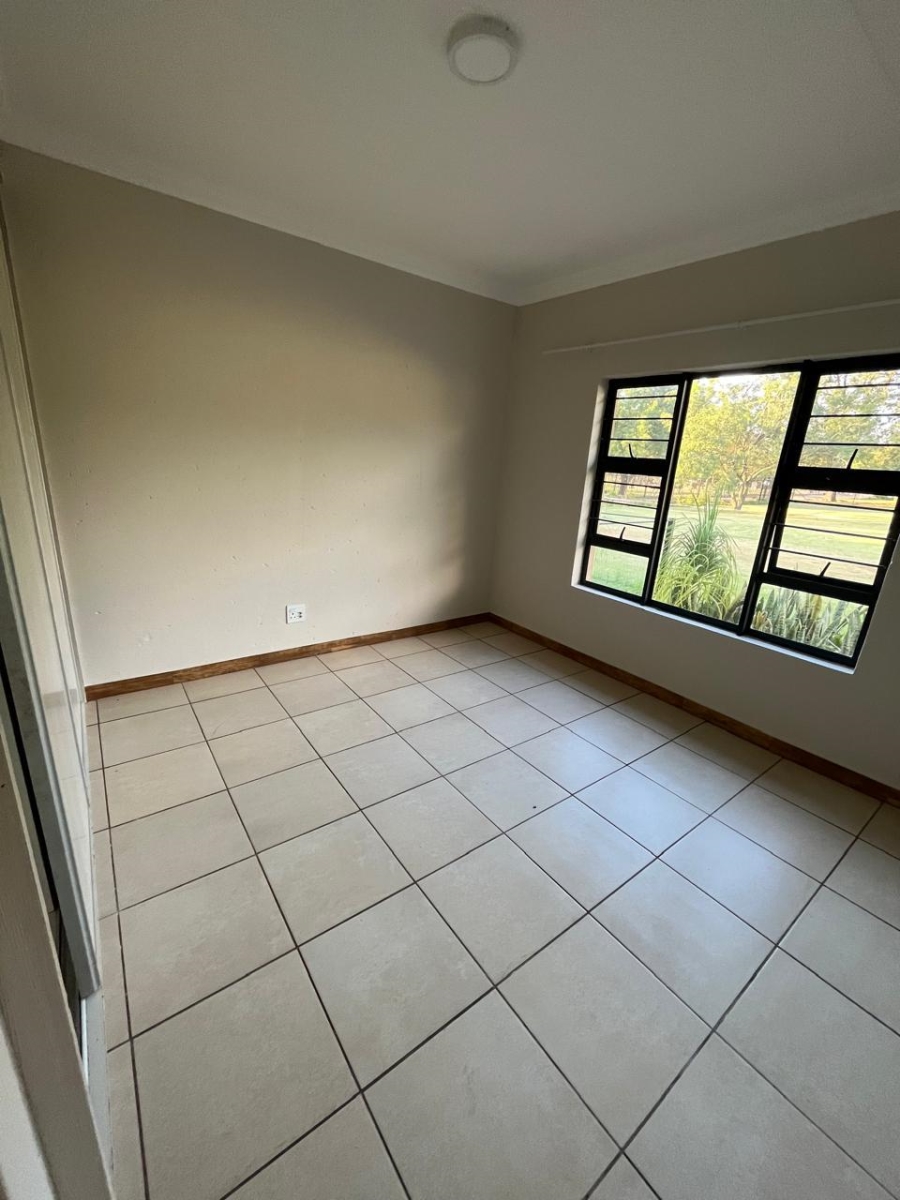 To Let 2 Bedroom Property for Rent in Derdepoort Gauteng