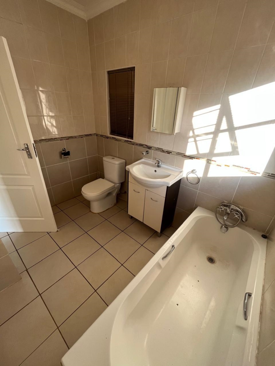 To Let 2 Bedroom Property for Rent in Derdepoort Gauteng