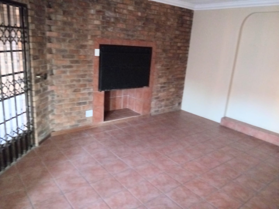 To Let 3 Bedroom Property for Rent in Doornpoort Gauteng